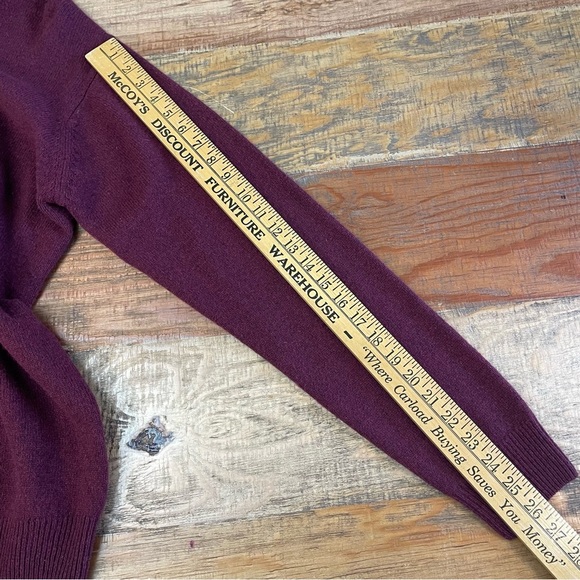 Vintage Edinburgh Woollen Mill Pure Lambs Wool washable burgundy SweaterMedium - Picture 7 of 8